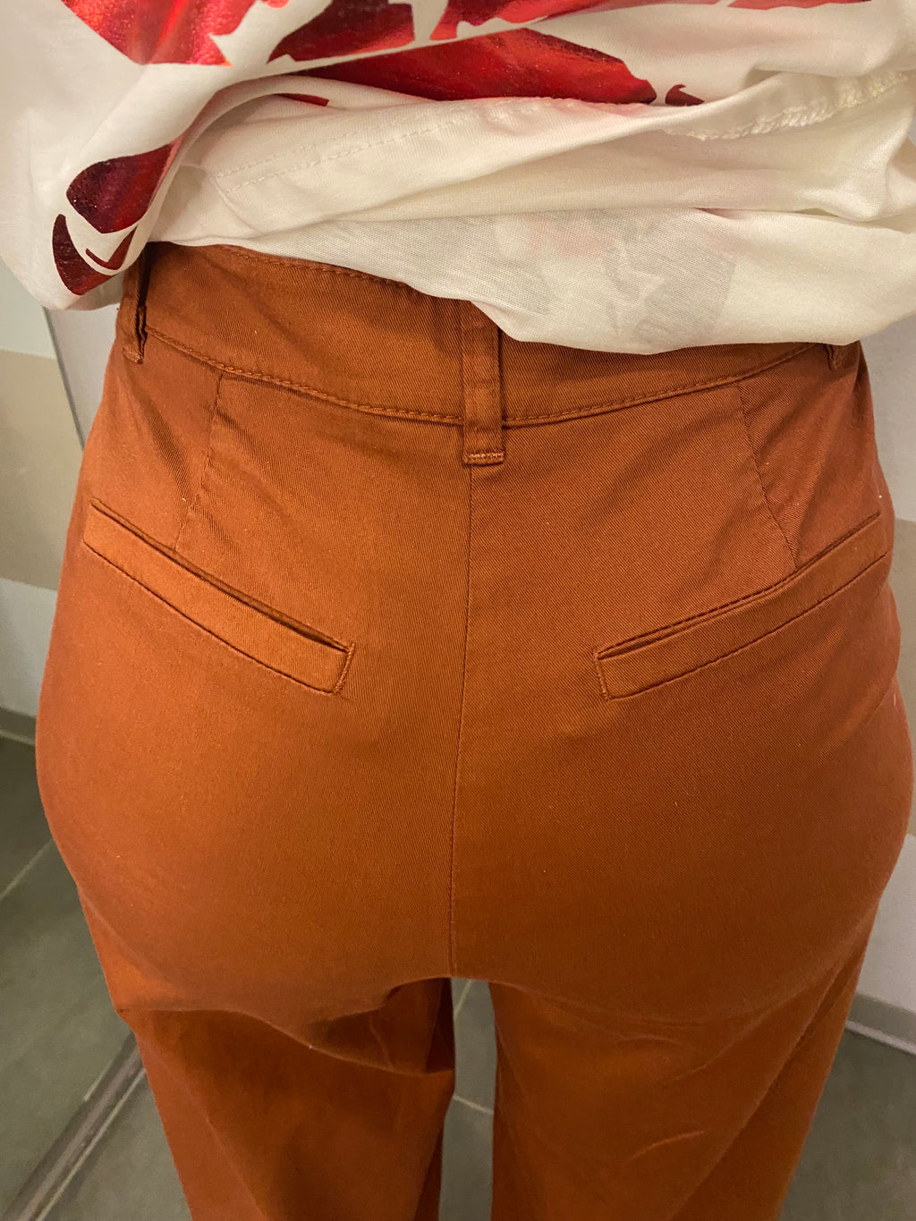 Pantalone chino Kontatto