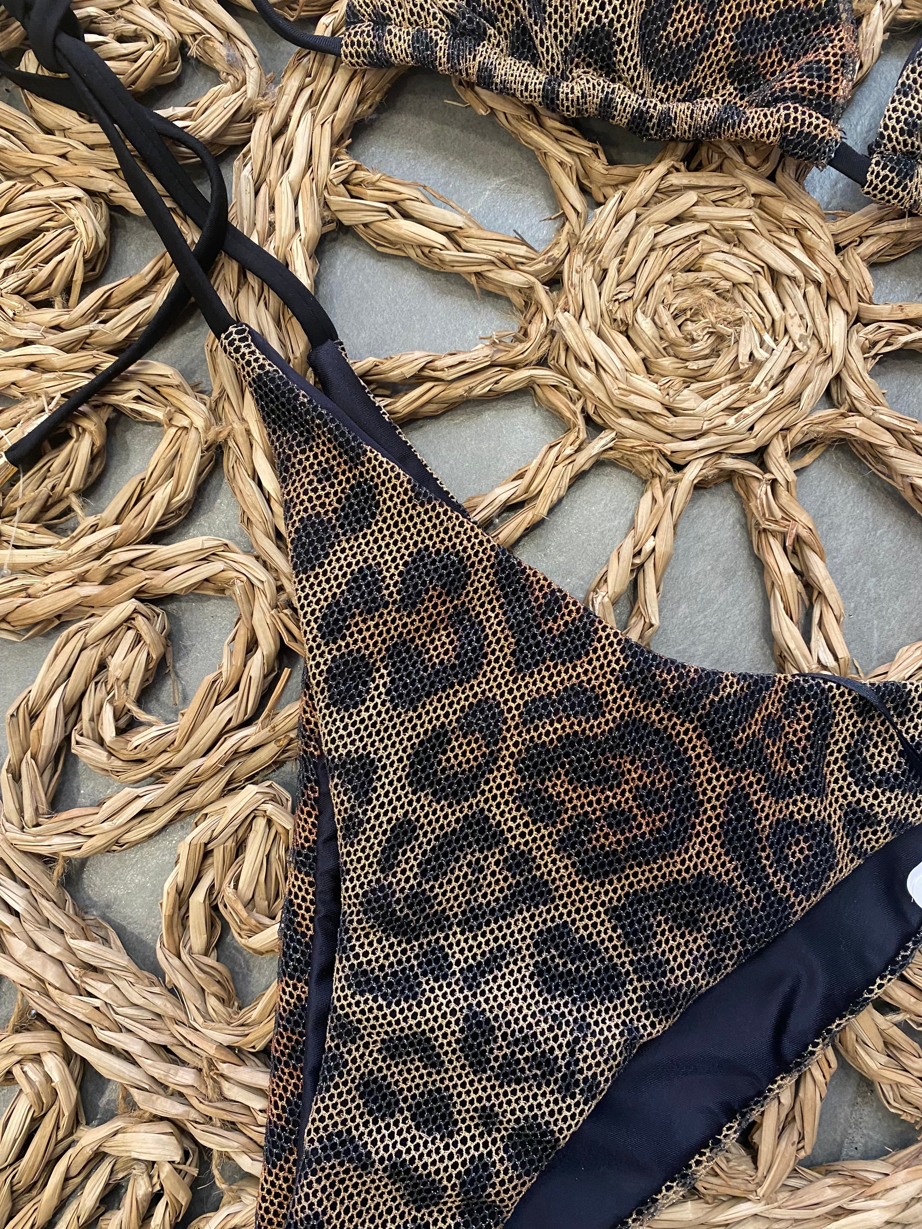 Bikini a triangolo maculato