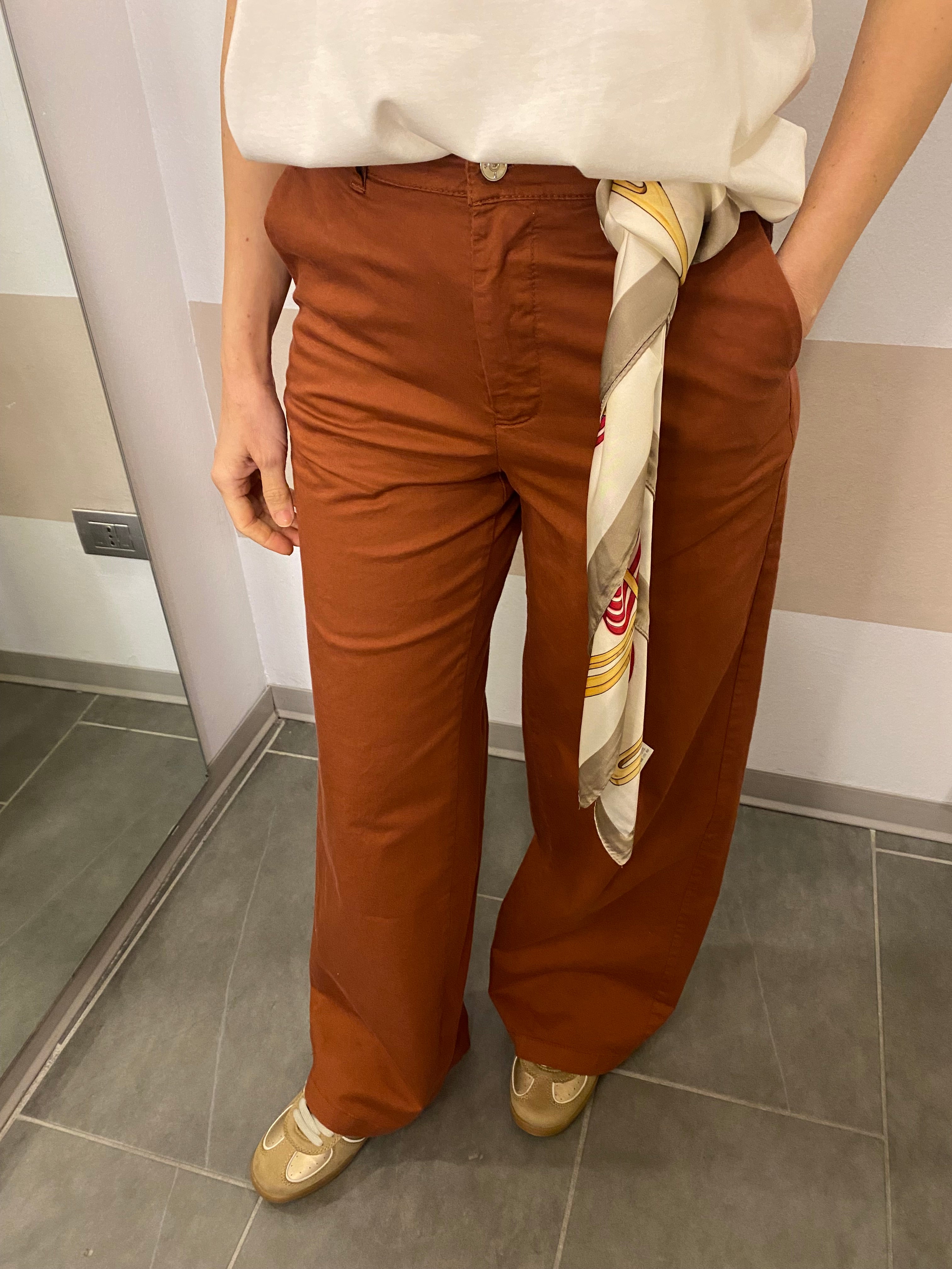 Pantalone chino Kontatto