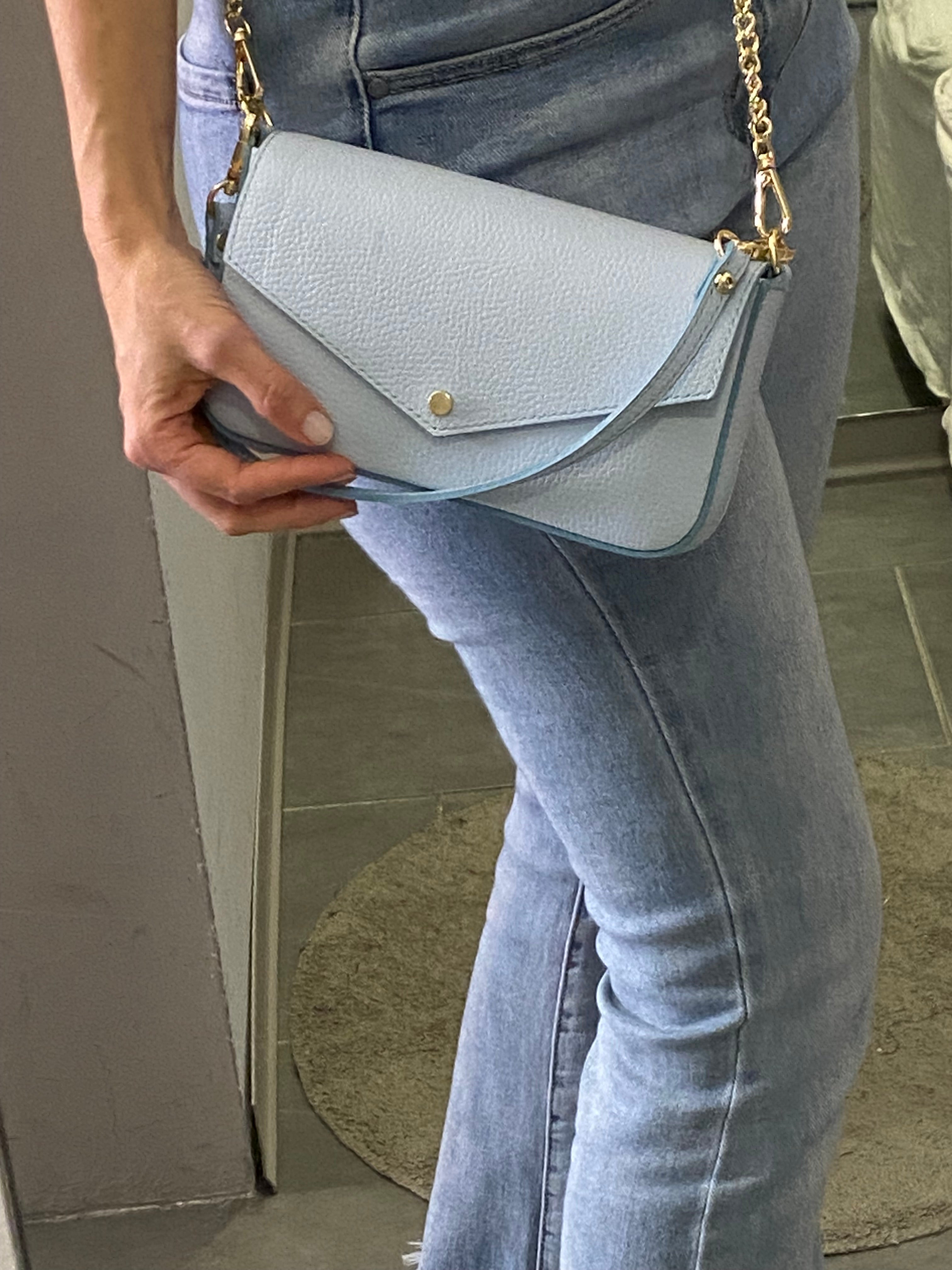 Pochette a busta in pelle