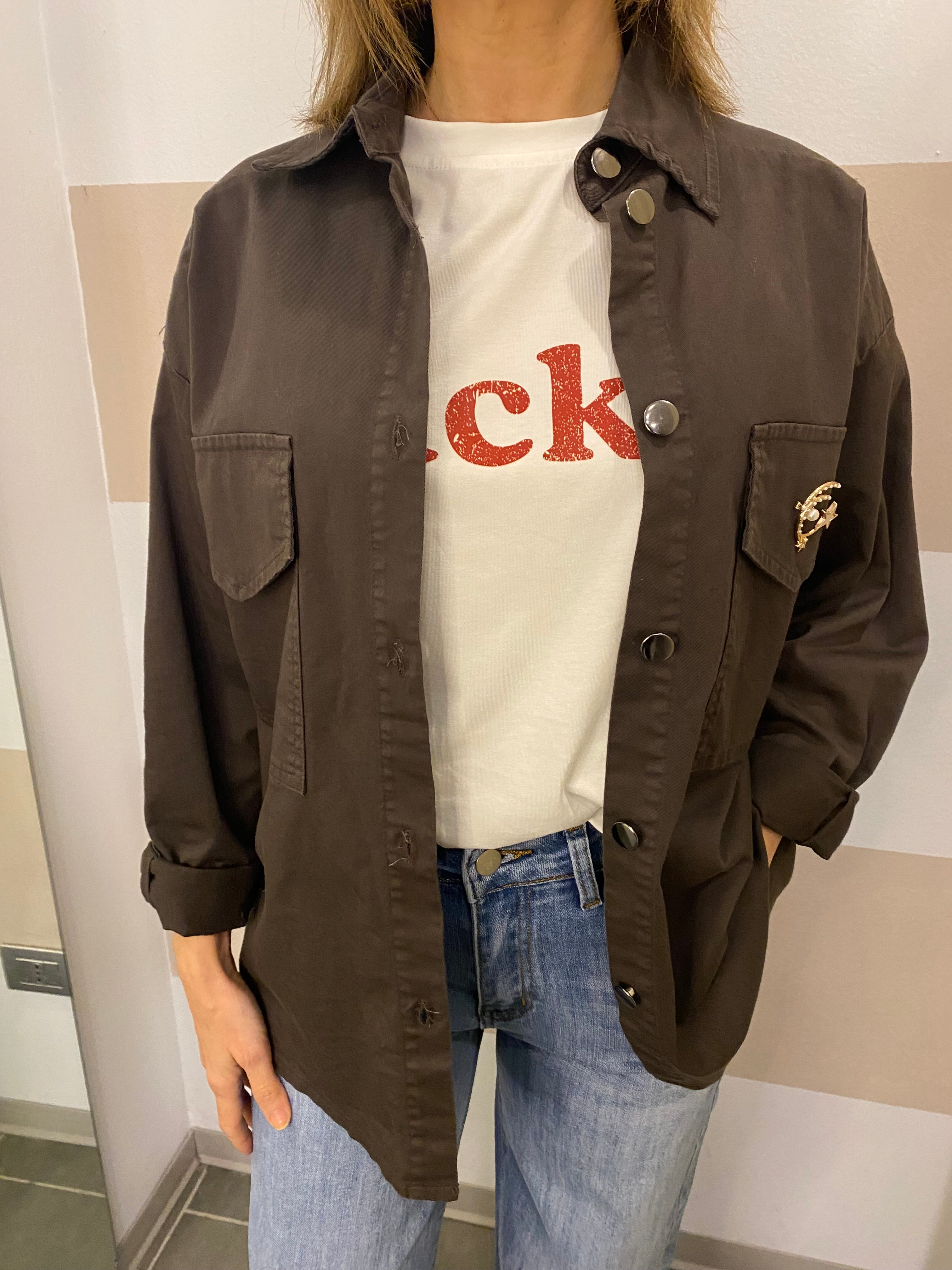 Camicia over Kikisix