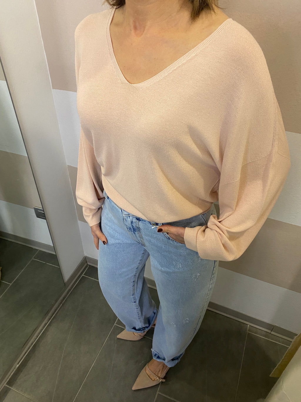 Maglia scollo a V Kontatto